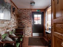 Pub/kahvilarakennus 