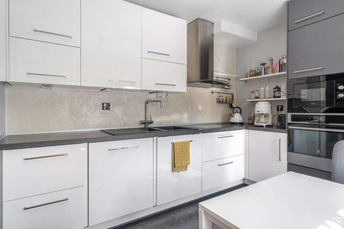 Paritalo, 4h+k+s+kph+khh(2wc)+varasto, 75 m², Kirjavatolppa, Hyvinkää
