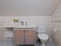 yläkerran wc/suihku