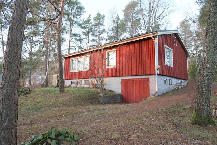Omakotitalo, 4h+k+kph/wc+kph+s+pukuhuone+2vh+askarteluh.+at, 90,4/180,0 m², Österby - Näkymä 2