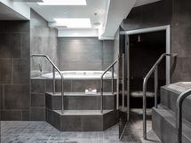 Poreallas ja höyrysauna