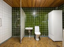 Alkuperäinen vihreä seinälaatta on jälleen trendiväreissä.