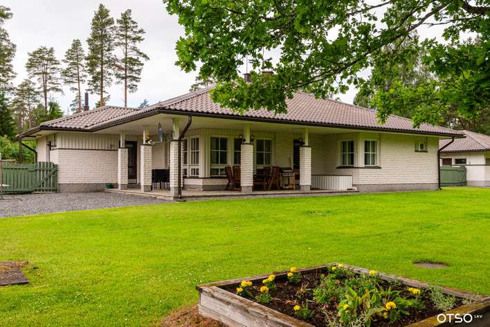 Omakotitalo, 4mh+oh+k+khh+ph+s, 164/220 m², Pihlava, Pori