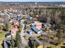 Talon sijoittuminen Ketunlukontiellä