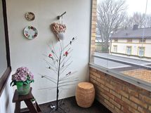 Lasitettu parvekkeelle