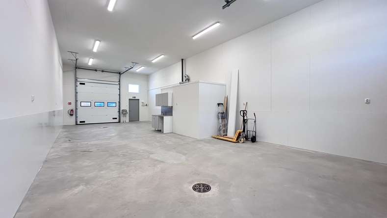 Liiketila, 96 m², Roves - Näkymä 3