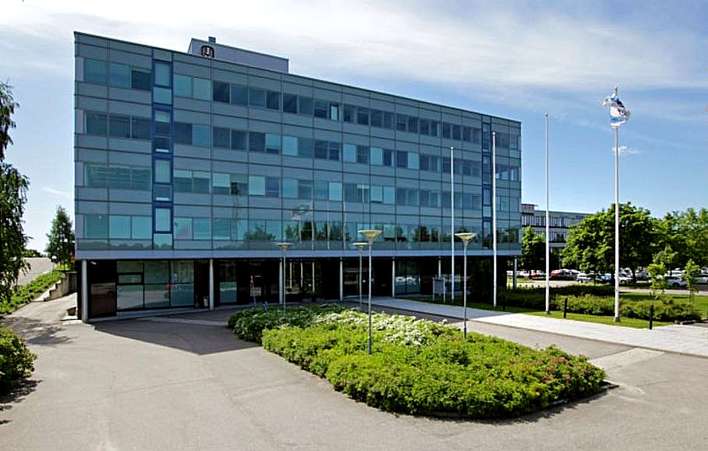 Liiketila, 3 018 m², Laajalahti, Espoo