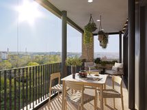 Suuri lasitettu parveke