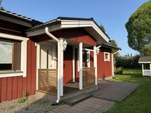 sisäänkäynti etuterassi