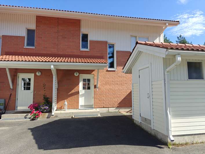 Rivitalo, 4h + k + wc + kph + s + khh + at, 100 m², Myllyoja