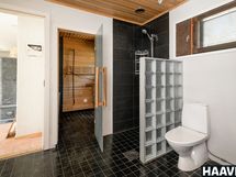 Pesuhuone saneerattu 2012