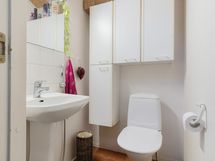Yläkerran wc