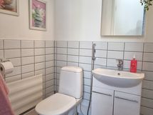 Erillinen wc