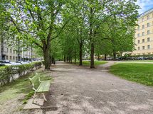 Läheinen Hesperian esplanadi on kaunis ympäri vuoden.