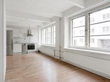 Asunnossa on upeat ikkunat ja ikkunanlaudat