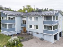 Rakennus laajennettu ja peruskorjattu 2004