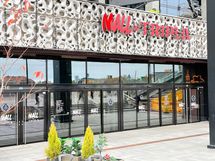 Mall of Tripla, jossa kattavasti palveluita ja Pasilan juna-asema samassa yhteydessä.