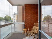 Parveke päämakuuhuoneen yhteydessä