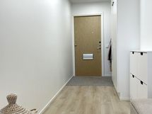 Eteinen