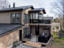 julkisivua