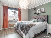 Makuuhuone 1 / Sovrum 1