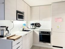 Valoisa koti vuonna 2019 rakennetussa talossa. Mahdollisuus vuokrata myös autohallipaikka!