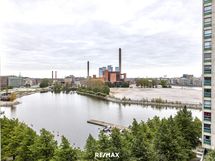 Näkymä makuuhuoneen ikkunasta