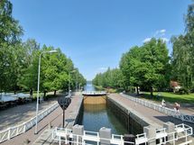 Vääksyn kanava lähellä