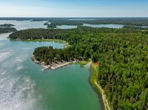 Määräalan sijainti suurinpiirtein merkitty sydämellä