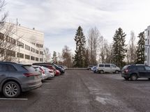 Taloyhtiön autopaikat.