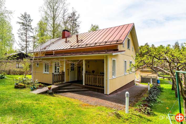 Omakotitalo, 5h+k+s+khh+aut, 142/167 m², Vallaa – pohled 2