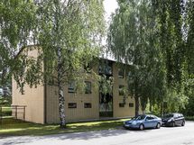 Kadun puoleinen julkisivu