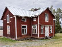Huset har varit bebott ända till dessa dagar/ Talossa on asuttu näihin päiviin saakka