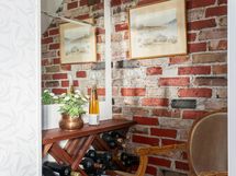 Viininurkkaus kellarissa