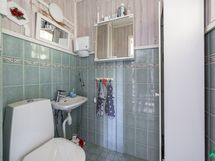 Erillinen wc