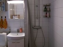 Kylpyhuone uusittu v. 2018.