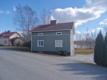 Julkisivu kadulta