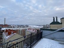 Taloyhtiön saunaosaston kattoterassi