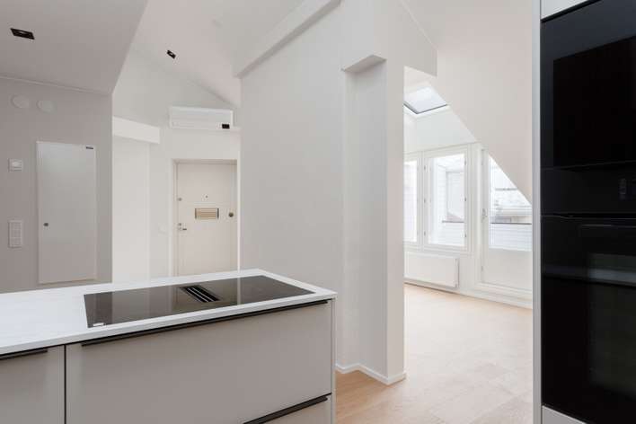 Kerrostalo, 2h, avok, ruokailutila, parvi, kph, las.parv., 82 m², Ullanlinna, Helsinki