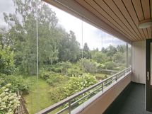 Puistomaiset nökymät