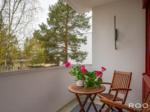 Parvekkeen kodikasta tunnelmaa.