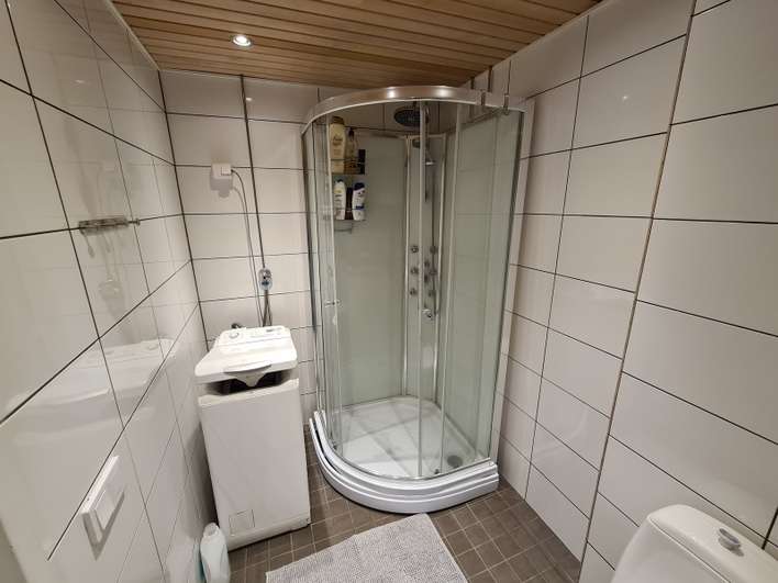 Rivitalo, Kalustettu 1h+tupak+(sauna), 60 m², Hovinsaari - Näkymä 4