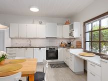 tilava keittiö
