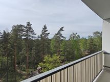 olohuoneen parveke
