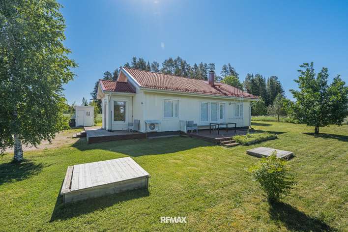 Omakotitalo, 4h, avokeittiö, kph, s, wc, 91 m², Virenoja, Orimattila