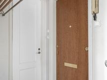 Huoneistossa myös eteinen