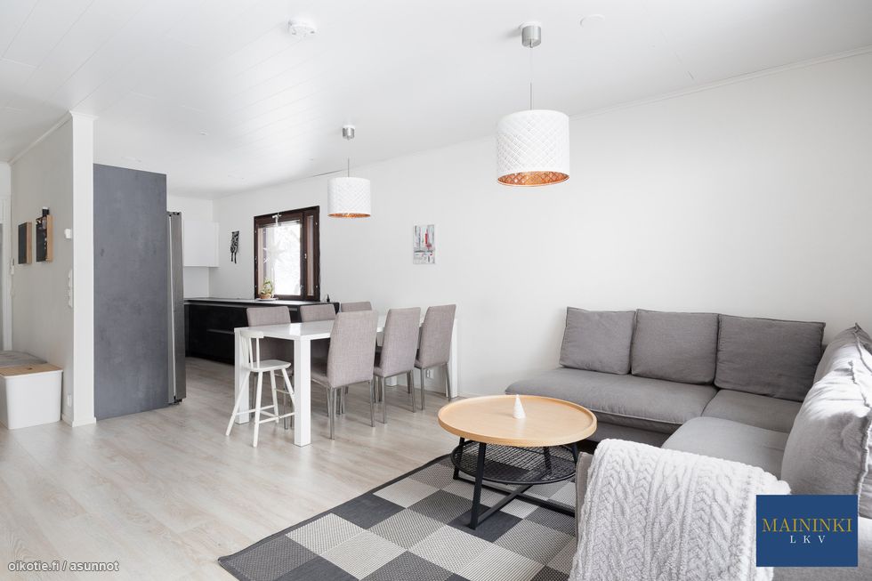 Ihastuttava paritalohuoneisto Puistolan rauhaisalta pientaloalueelta!