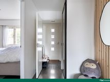Eteinen toisesta suunnasta