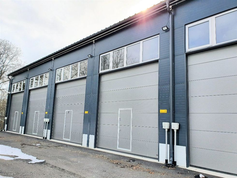 240 M Hernepellonkuja 4 Halli B C Helsinki Varastotila Vuokrattavana Oikotie