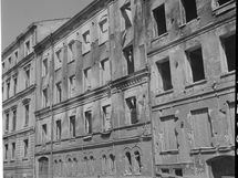 Sot.virk. Aavikko, valokuvaaja 1944. Helsingin pommitukset. Meritullinkatu 3-5. Hki kaupunginmuseo